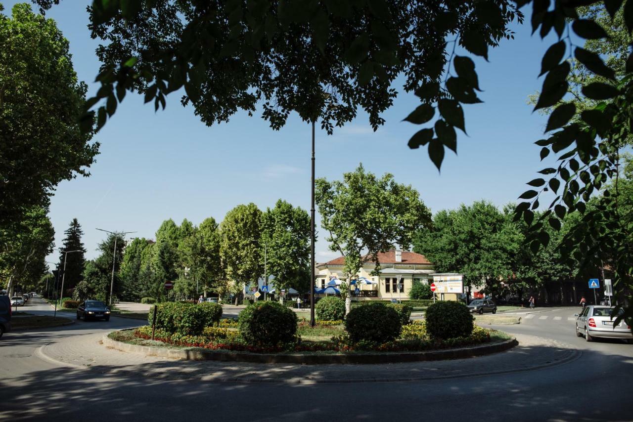 Apartman Donner Centar IV Subotica Buitenkant foto